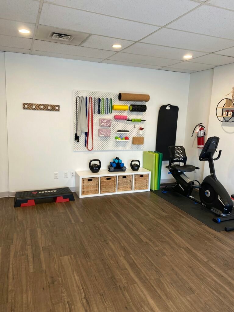 Neither Walking nor Biking: This is the Best At-Home Activity to Get Fit, According to Experts 15 photo 1701089619453 b883b0cfa2ee