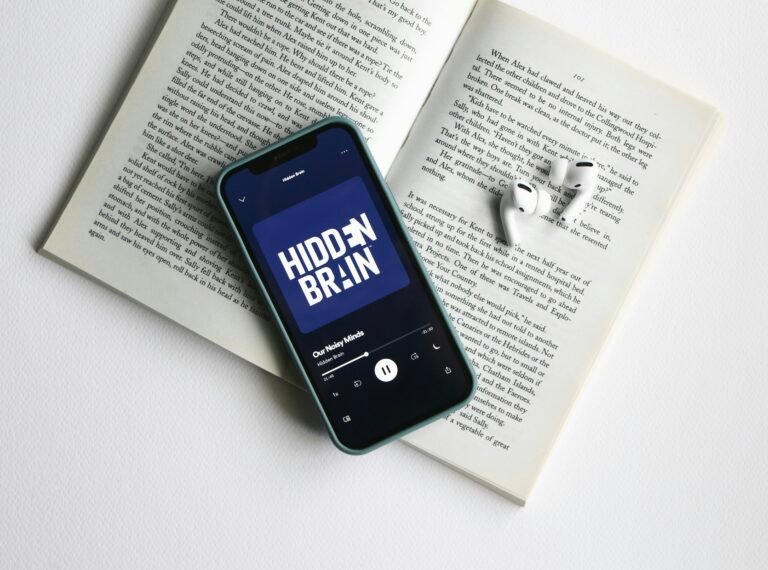 Top 7 Mental Health Podcasts in Spanish to Listen to in 2025 2 ccccc
